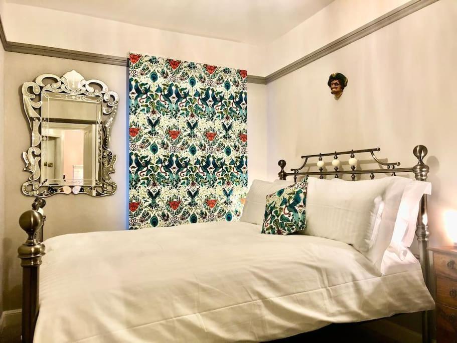 The Pirate'S Palace, Whitby - Elegant, Comfy, Fun 外观 照片